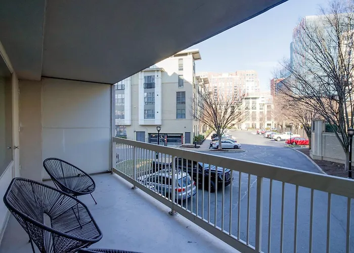 Crystal City - Fantastic 2Br Aprtment With Gym