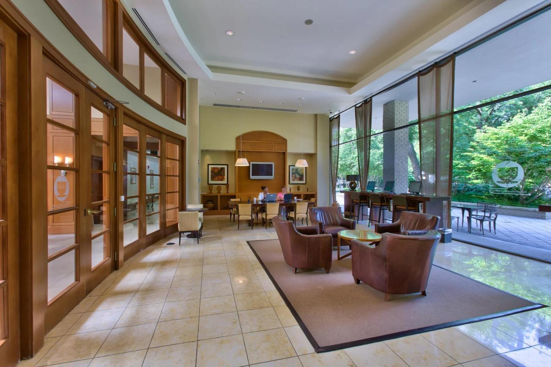 Crystal - Fantastic 2br Aprtment With Gym Apartment *