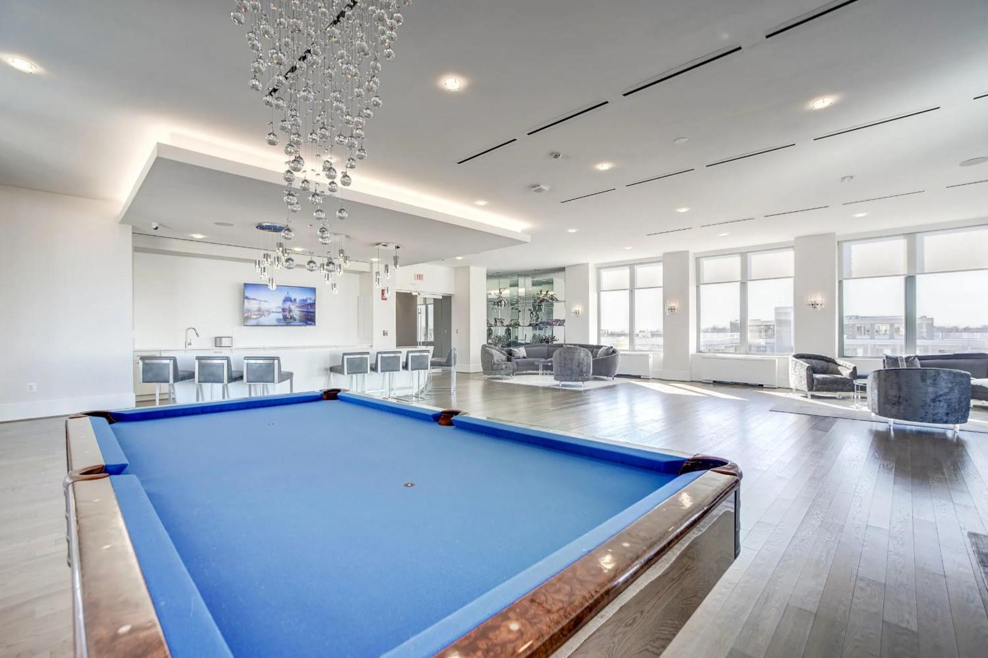 Apartment Crystal - Fantastic 2br Aprtment With Gym